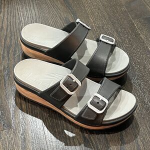 Dansko Sandals Womens 39 Kandi Rubber Wedge Comfort Slide Buckle Black Shoes